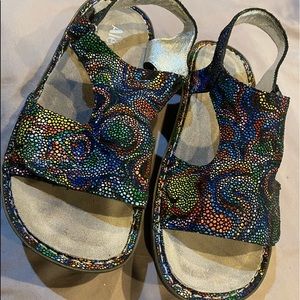 Alegria Viki Rainbow Cyclone